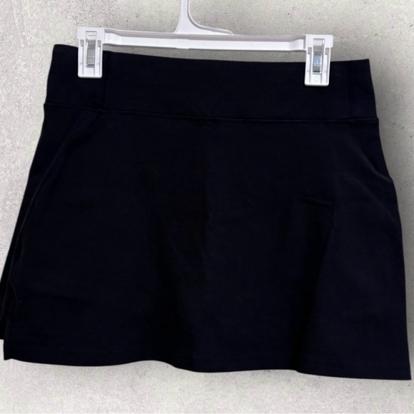 Pact black organic cotton skort - Picture 2 of 6